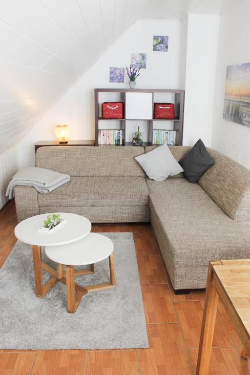 Grömitz Stiegkamp 3 Whg 2 - große Wohnung mit Balkon 2 SZ Nähe Yachthafen und Strand inkl WLAN