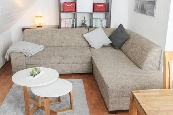 Grömitz Stiegkamp 3 Whg 2 - große Wohnung mit Balkon 2 SZ Nähe Yachthafen und Strand inkl WLAN