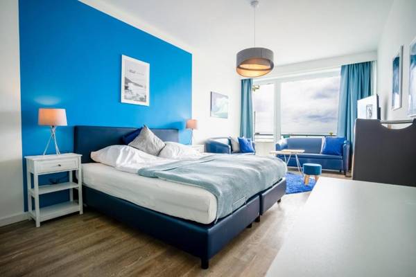 Studio 14 "Wellengang" mit Meerblick