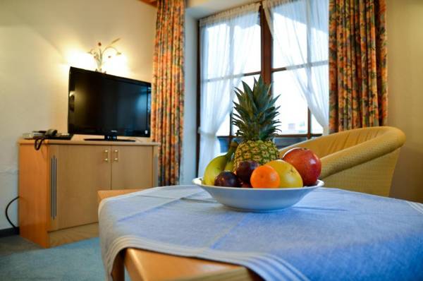 Hotel Restaurant Ferienwohnungen ALPENHOF