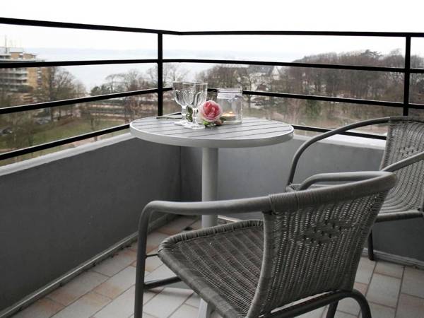 Modern Apartment in Glücksburg with Ocean View