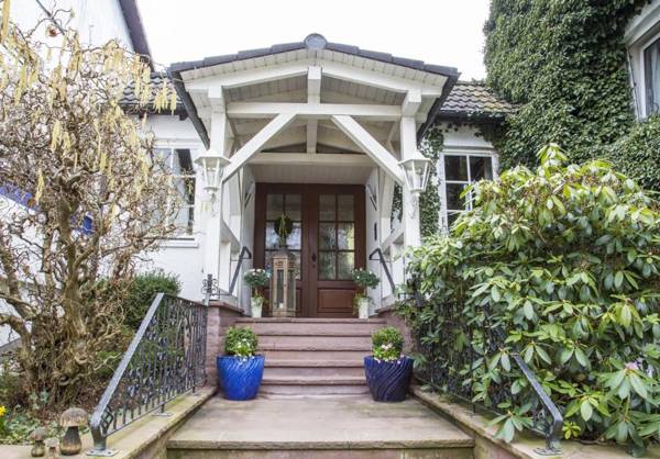 Hotel-Pension-Waldblick