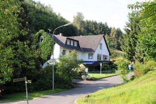 Hotel-Pension-Waldblick