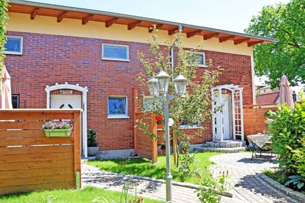 Ferienhaus zum Hafen in Altefaehr