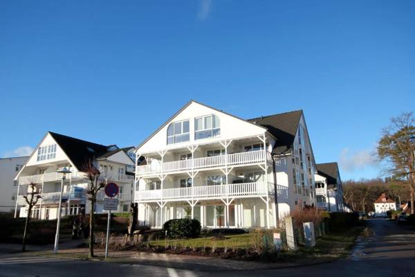 Haus Ostseeluft by Rujana