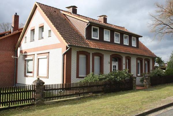 Ferienwohnungen Manne Peters in Müden