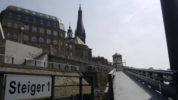 VIVA RIVERSIDE Altstadt Düsseldorf