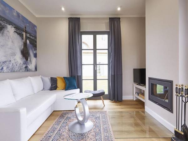 Premium Reetdachvilla mit 3 Schlafzimmern Sauna und Kamin E15