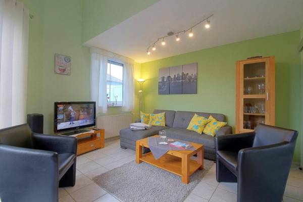 LT 33 Achteckhaus Manu