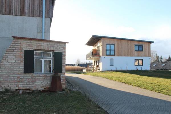 Ferienwohnungen "Blumenwiese"