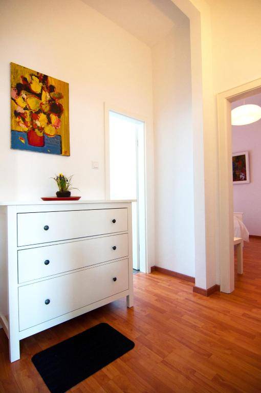 Wertschätzer III - Paulinenstr