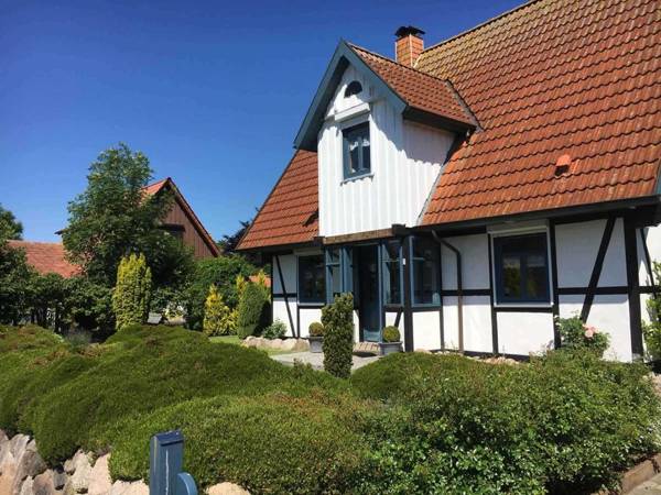 Ferienhaus mit viel Platz in Strandnaehe
