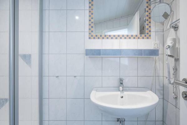 Bungalow Neuwarft Wohnung 1