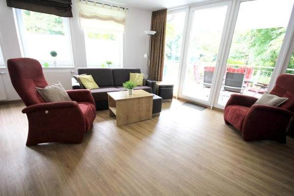 Ferienwohnung-304-Hohe-Lith-strandnah-mit-eigenem-Strandkorb-am-Meer