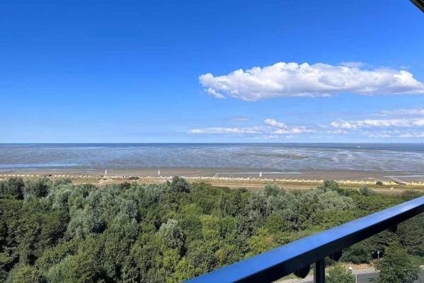 Ferienwohnung-86-mit-Panorama-Meerblick-im-Strandhochhaus-Doese