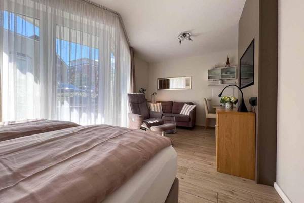 Ferienwohnung-15-mit-Sonnenbalkon-Residenz-Meeresbrandung-Duhnen