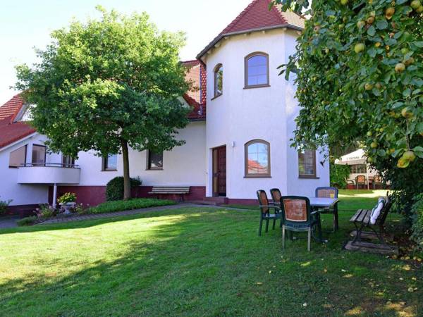 Quaint Apartment in Eimelrod near Lake and Water Sports