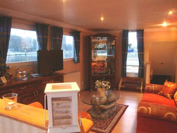 Hotelschiff Perle Bremen