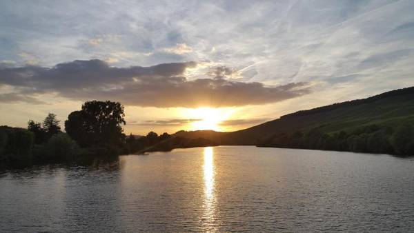 Ferienwohnung & Apartment Am Steinbrunnen