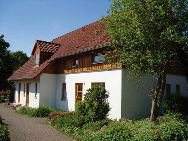 Comfortable holiday home with oven located in the Bruchttal