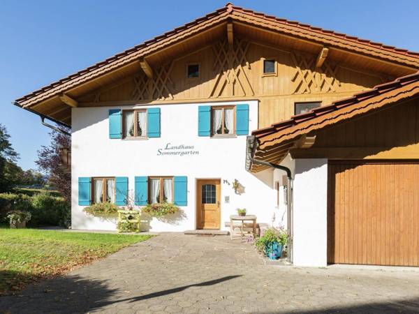 Mountain-view Apartment in Bad Bayersoien for Couples