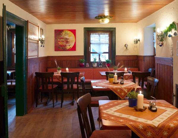 Adler Gaststube Hotel Biergarten