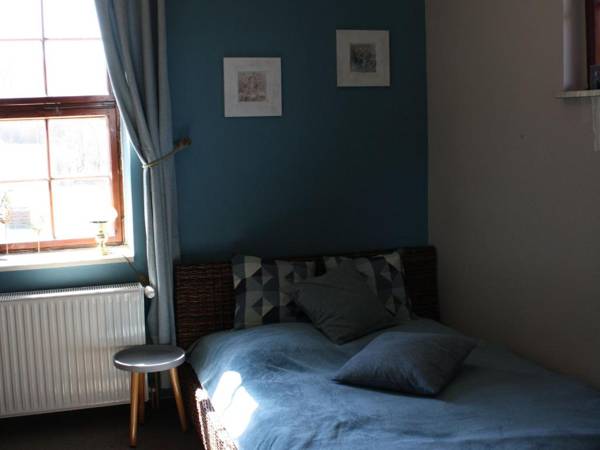 Zu den grauen Ziegenböcken