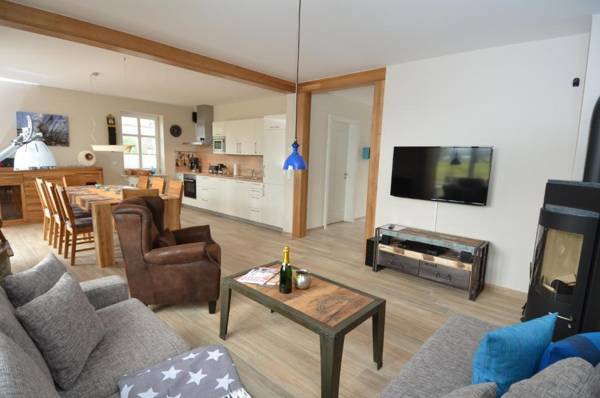 Haus Mönchgut - Haushälfte 1 "Feuerstein"