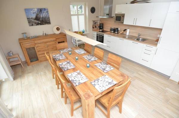 Haus Mönchgut - Haushälfte 1 "Feuerstein"