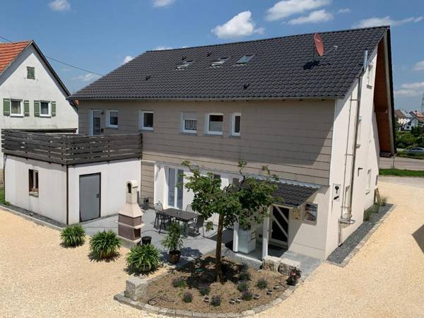 Haag Ferienwohnungen von "Small" bis "XL" für max 10 Personen und 6 Schlafzimmern