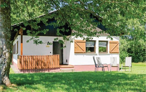 Beautiful home in Thalfang w/ WiFi and 2 Bedrooms