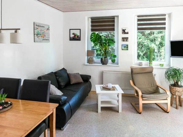 Beautiful apartment in the Hochsauerland region in a quiet location with garden and terrace