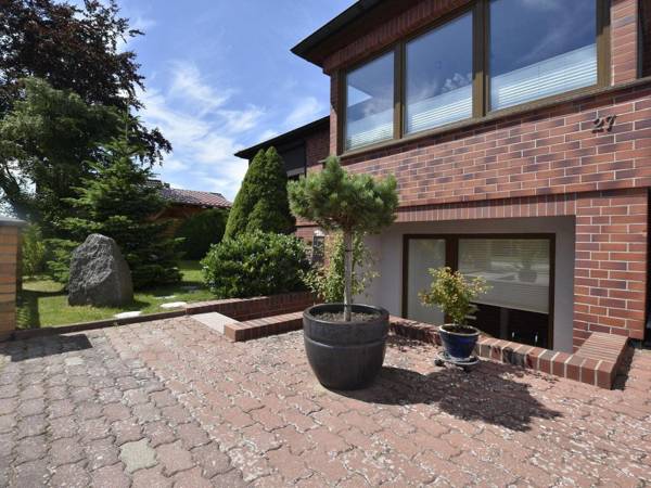 Modern Apartment in Kröpelin with Garden