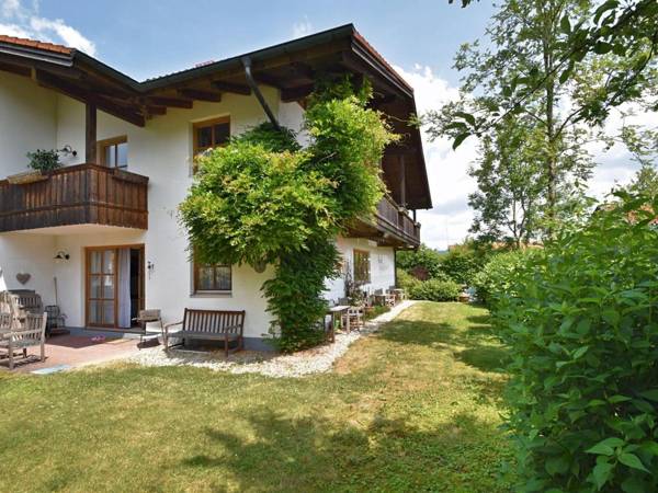 Spacious holiday home with garden and balcony in Rinchnach in the Bavarian Forest