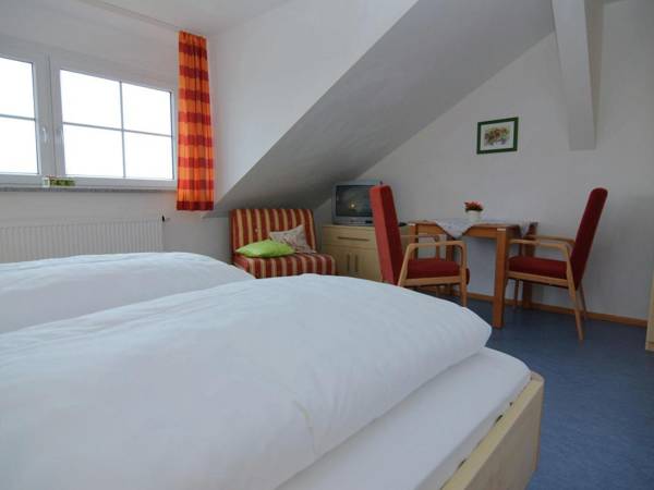 Beautiful apartment in Lower Bavaria on a holiday farm in a quiet location