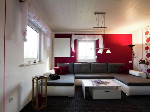 Very bright friendly apartment with large roof terrace