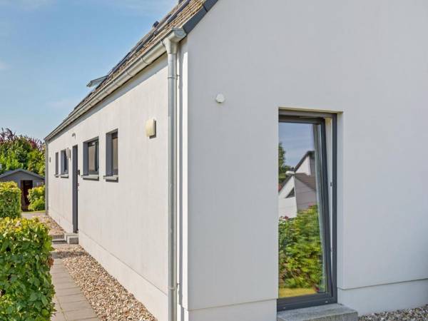 Beautiful Seaside Holiday Home in Zierow