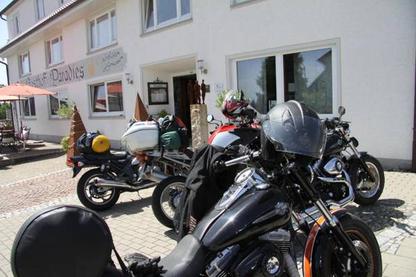 Adam & Eva Gasthof Paradies