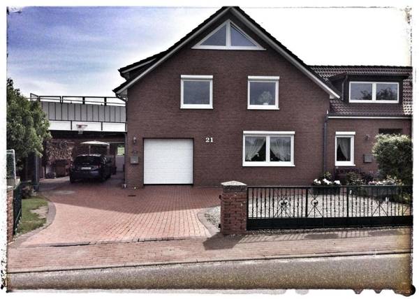 Ferienwohnung-in-Stakendorf-mit-Panoramablick-auf-die-Felder-Wohnung-1