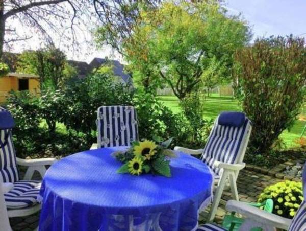 Beautiful Apartment in Winnen near Forest and Town Centre