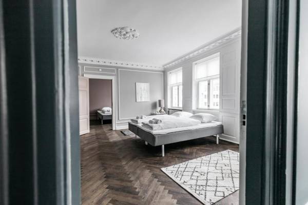 220SQM Designer Apt - Copenhagen City Center - Private Balcony