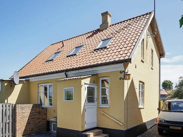 Budget Apartment in Bornholm with Parking