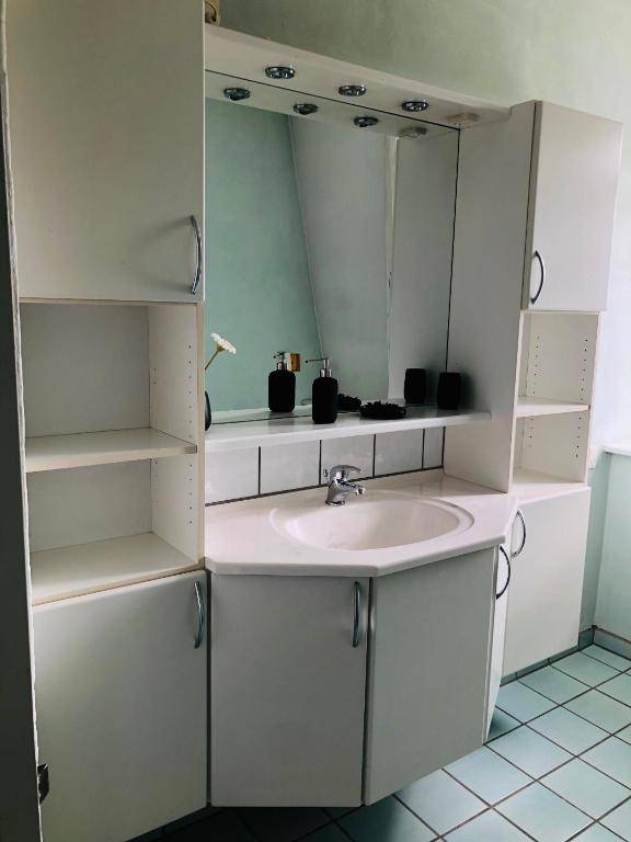 aday - Villa Firenze Beautiful Room