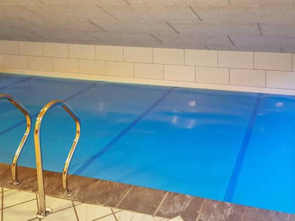 Spacious Cottage in Glesborg with Swimming Pool