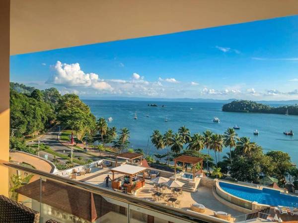 Beautiful waterfront apartment in Samana