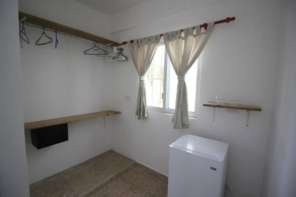 Bungalow 11 Cozy room at just steps from the beach and in town center