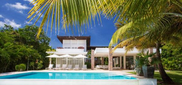 Unbelievable Villa with Pool - Perfect Family Vacay