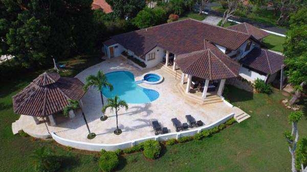 Villa Maud