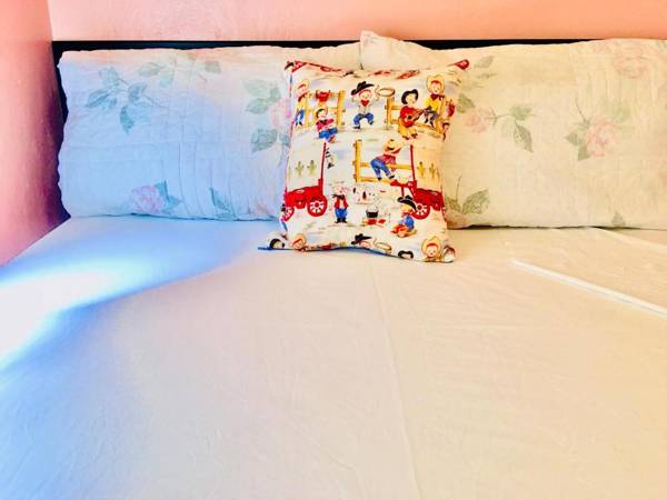 La Fuente House Hostel