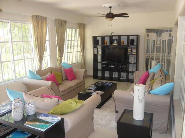 Villa Los Almendros - 2 pools and private tennis court
